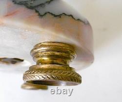 1 POT A FEU NAPOLEON III, STYLE LOUIS XVI, MARBRE CALACATTA, BRONZE DORE, XIXe