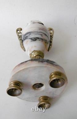 1 POT A FEU NAPOLEON III, STYLE LOUIS XVI, MARBRE CALACATTA, BRONZE DORE, XIXe