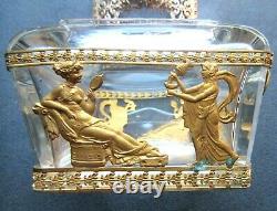 1a- boite cristal Baccarat et bronze doré, Femmes antiques et lions, CHARLES X