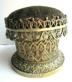 1b- boite en bronze doré et velours pour épingles à chapeau, Napoléon III