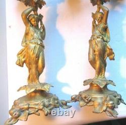 2 chandeliers candélabres, femme portant 4 bougeoirs, régule bronzé Napoléon III