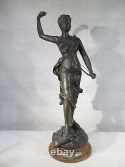 A. Levasseur Ancienne Grande Sculpture Bronze Diane Chasseresse A L'antique Signe