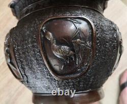 ANCIEN Cache Pot en BRONZE Oiseaux CHINE Signé Chinese Flower Bronze Pot Mark