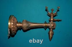 ANCIENNE APPLIQUE BEC DE GAZ EN BRONZE XIXème LOUIS XVIII NAPOLEON III. L 22 cm