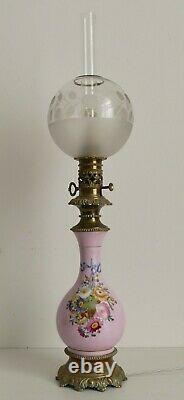 ANCIENNE LAMPE A PETROLE BRONZE & PORCELAINE DE PARIS ELECTRIFIEE Napoléon III