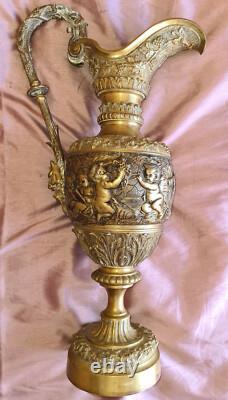 Aiguière Napoléon III bronze massif à décor de putti pampres & mascaron satyre