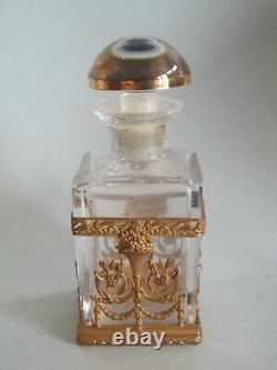 Ancien Flacon A Parfum De Style Empire Bronze Antique Perfume Bottle XIX