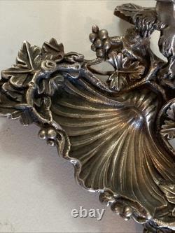 Ancien Porte montre à gousset en bronze argenté aux faunes et raisins