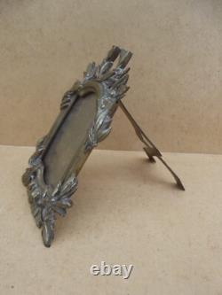 Ancien cadre en bronze épais XIX Napoleon III de style Louis XV HT 15 X 10.5 CM