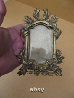 Ancien cadre en bronze épais XIX Napoleon III de style Louis XV HT 15 X 10.5 CM