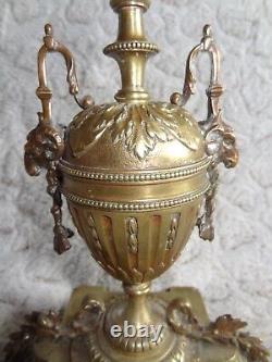 Ancien candélabre chandelier napoléon III bronze doré têtes de bélier