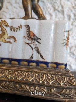 Ancien centre de table porcelaine faïence bronze doré angelots anges XIXe déco