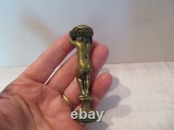 Ancien sceau ou cachet en bronze putti portant une tortue XIX monogramme CE