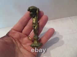 Ancien sceau ou cachet en bronze putti portant une tortue XIX monogramme CE