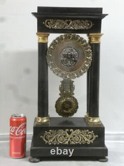 Ancienne Grande Pendule Portique Colones Napoleon III Bois Chene Bronze