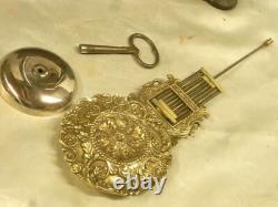 Ancienne Grande Pendule Portique Colones Napoleon III Bois Chene Bronze