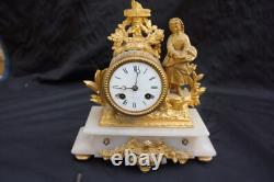Ancienne Pendule En Albatre Et Bronze Doré (napoléon Iii) Jeune Fille Au Panier