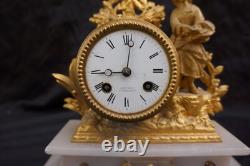 Ancienne Pendule En Albatre Et Bronze Doré (napoléon Iii) Jeune Fille Au Panier