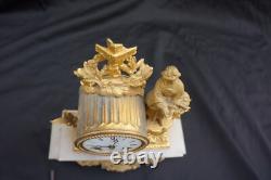 Ancienne Pendule En Albatre Et Bronze Doré (napoléon Iii) Jeune Fille Au Panier