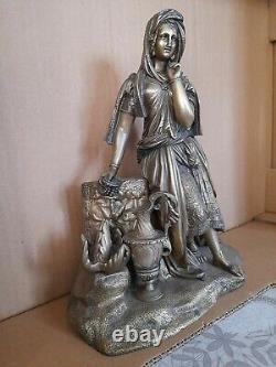 Ancienne belle Sculpture bronze jeune femme orientale à la fontaine 19ème