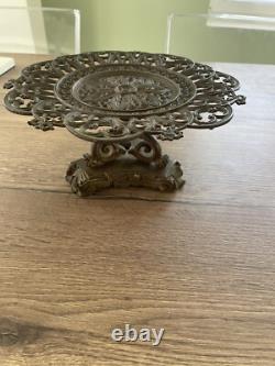 Ancienne coupe en bronze style gothique Napoléon III