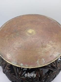 Ancienne jardinière cache-pot en bronze ajouré Têtes de lion Style Napoléon