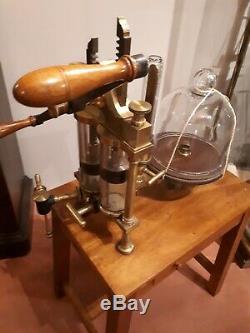 Ancienne machine pneumatique objet scientifique