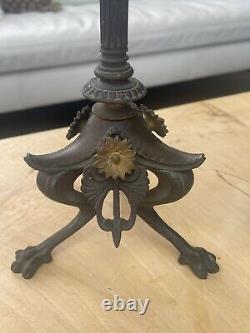 Ancienne paire de bougeoirs en bronze style Barbedienne Napoléon III