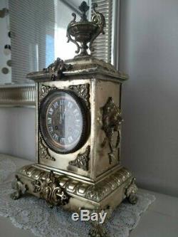 Ancienne pendule, style Louis XV old clock