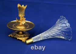 BACCARAT Vase Cornet Bronze Doré Cristal Côtes Torses Napoléon III XIXème Siècle