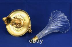 BACCARAT Vase Cornet Bronze Doré Cristal Côtes Torses Napoléon III XIXème Siècle