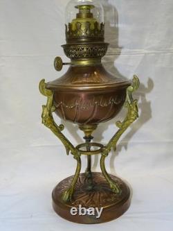 -BELLE LAMPE A PETROLE NAPOLEON III NIII EN CUIVRE et BRONZE VERRE ANCIEN D