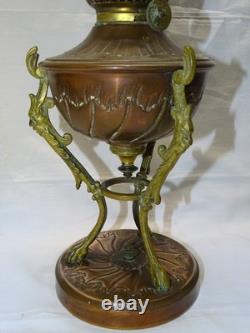 -BELLE LAMPE A PETROLE NAPOLEON III NIII EN CUIVRE et BRONZE VERRE ANCIEN D