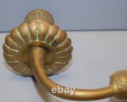 -BELLE PAIRE de BOUGEOIRS DRAGONS AILES BRONZE NAPOLEON III NIII déco Bougie D