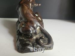 Barye Antoine-louis Bronze Patine Brune Chocolat Tigre Jaguar Et Gazelle XIX