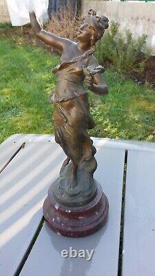 Belle Statue En Bronze Circe Par A. Moreau Socle Marbre Rouge