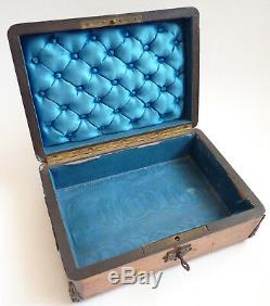 Boite à bijoux en bois et bronze + soie 19e siècle 19th century jewel box