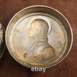 Boîte à bijoux en bronze ou cuivre à patine noire Sainte Jeanne D'Arc Fin XIXe