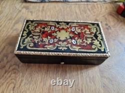 Boite a timbre marqueterie boulle époque napoleon 3 xix E 19e objet de collectio