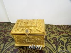 Boite en Bronze doré Epoque Napoléon III Boulle