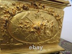 Boite en Bronze doré Epoque Napoléon III Boulle