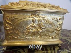 Boite en Bronze doré Epoque Napoléon III Boulle