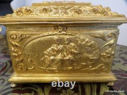 Boite en Bronze doré Epoque Napoléon III Boulle