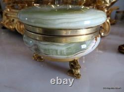 Boite ronde en Onyx et Bronze Epoque Napoléon III