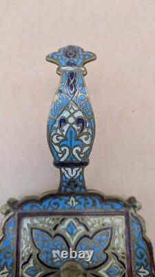 Bougeoir à main Napoléon III en cloisonné motif fleur de lys