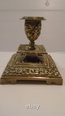 Bougeoir ancien XIX? Siècle en bronze massif décor religieux & royal