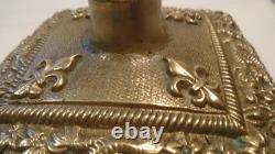 Bougeoir ancien XIX? Siècle en bronze massif décor religieux & royal