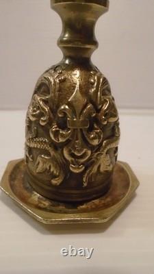 Bougeoir ancien XIX? Siècle en bronze massif décor religieux & royal