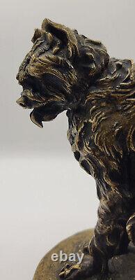 Bronze Griffon, Sculpture, Signée Pierre-Jules Mêne, XIXème, Style Napoléon III