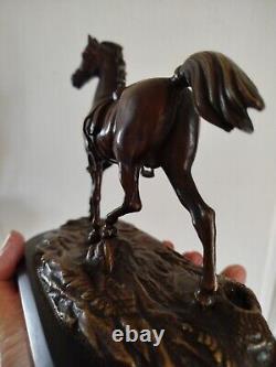 Bronze animalier cheval socle marbre 19 ème travail fin